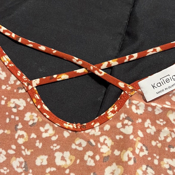 Cold shoulder xl stitch fix shirt - Picture 3 of 3